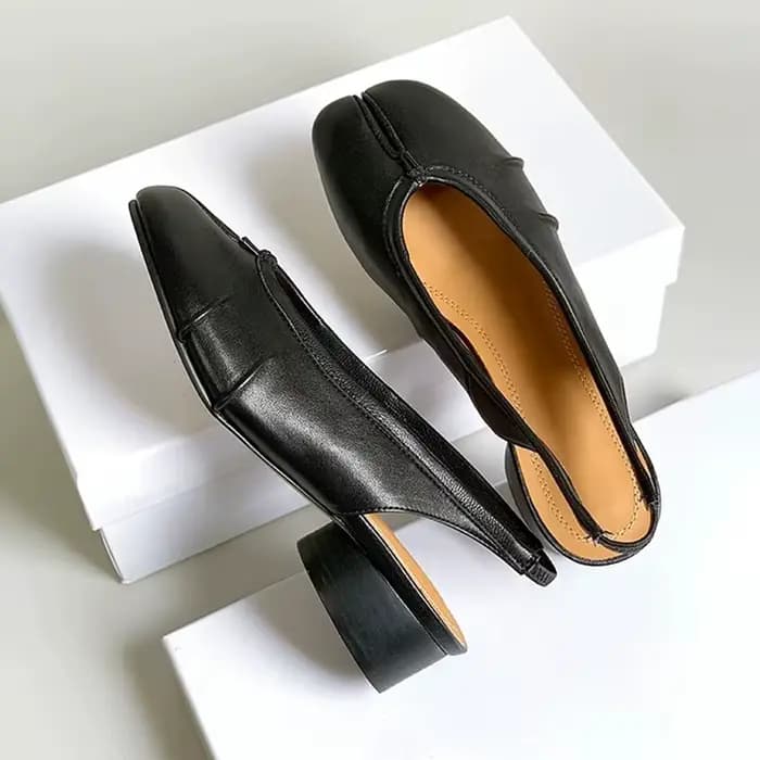 2025 Nouveau printemps été mode chaussures à bout fendu sandales pour femmes en peau de mouton talons hauts concepteur