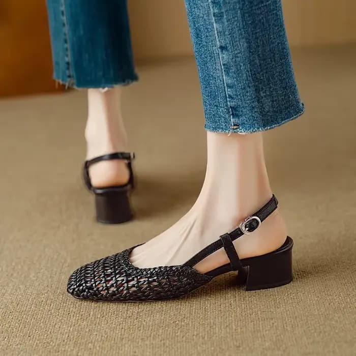 Sandales françaises à talons hauts tissés à bout carré
