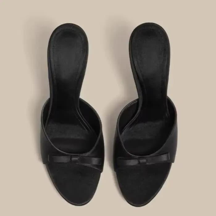 Sandales à talons hauts à bout rond et ouvert avec nœud