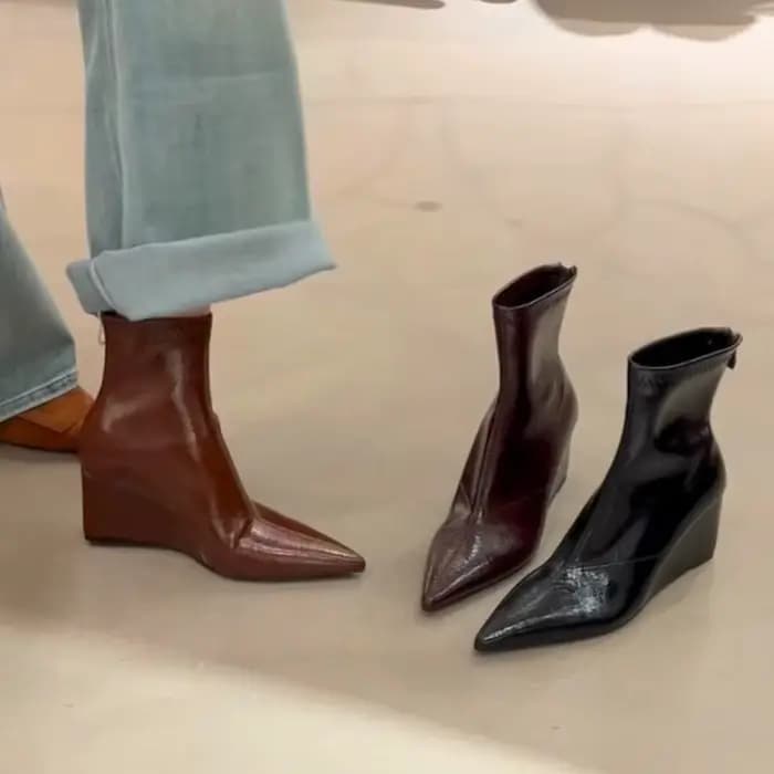 Bottines à talons compensés