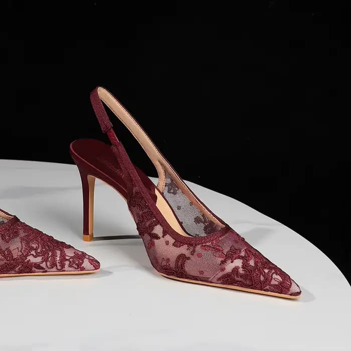 Escarpins élégants à talon fin et bout pointu en dentelle ajourée avec boucle pour femme – Chaussures polyvalentes pour soirée