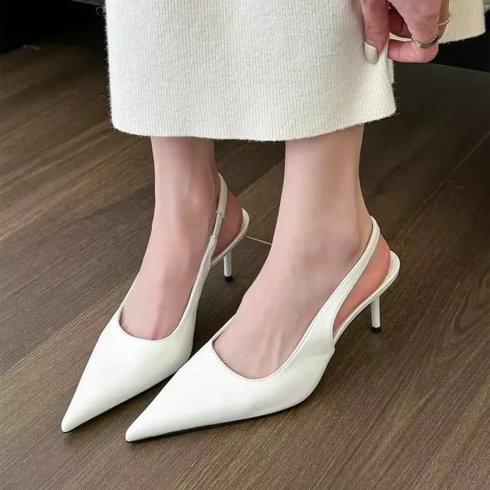 Escarpins argentés à talons hauts pour femmes