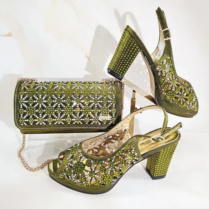 Nouvel ensemble chaussures et sac 2026 au design strass inspiré de l'Afrique