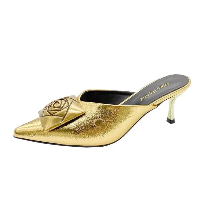 Nouvelles sandales à talon fin et bout pointu pour femme