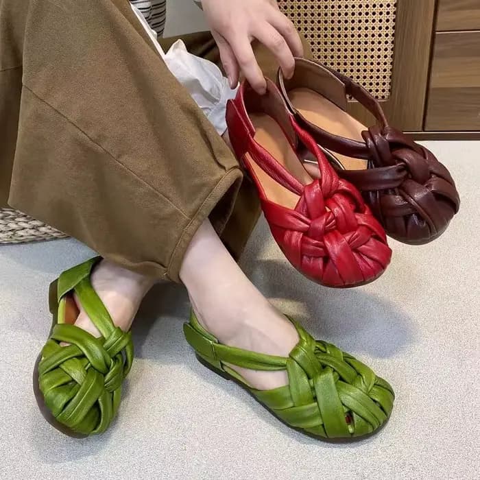 Sandales plates rétro en cuir véritable tressé rouge pour femme