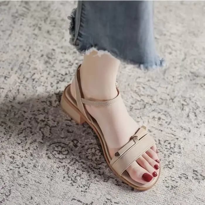Sandales pour femmes été 2025 dames chaussures perle chaussures sandale H en offre Original chaussures décontractées luxe concepteur corée le meilleur