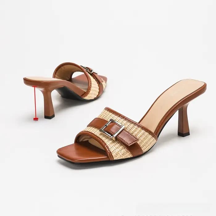 Nouvelles sandales d'été 2025 style rétro à talon fin pour femme, à porter en extérieur, à bout ouvert, tressées, à talon haut, pour les vacances à la plage, demi-mules
