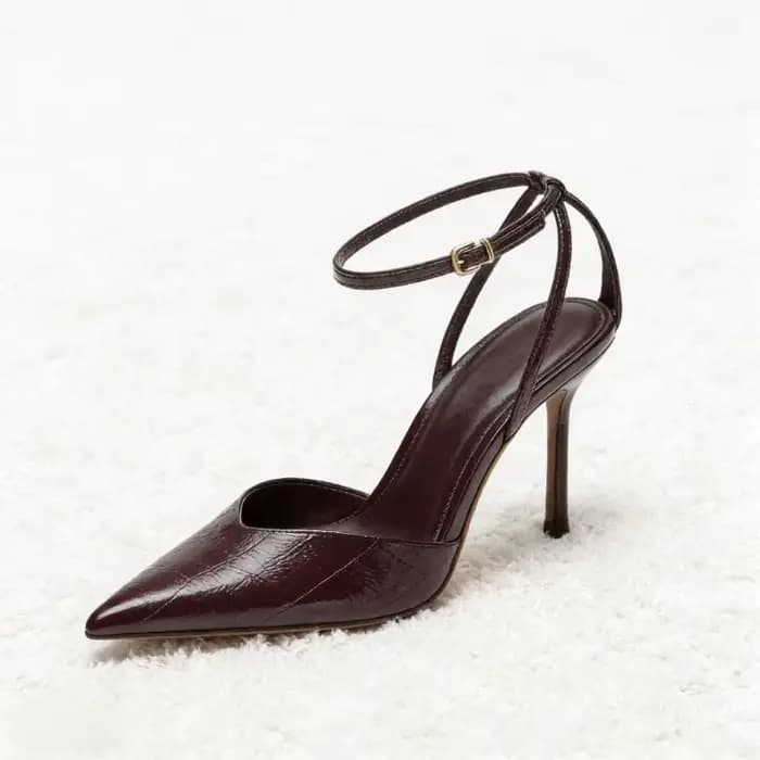 Escarpins de styliste avec lanière à la cheville pour femmes