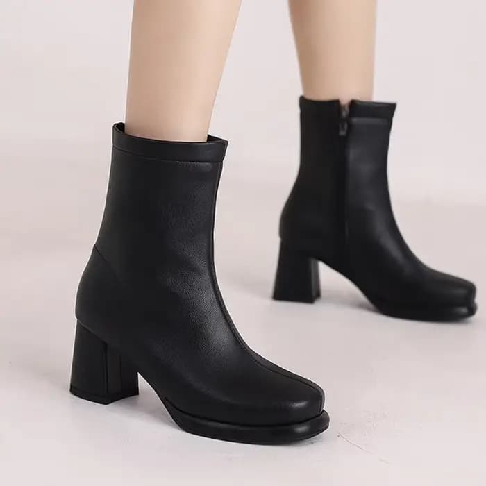 Bottines en cuir pour femmes