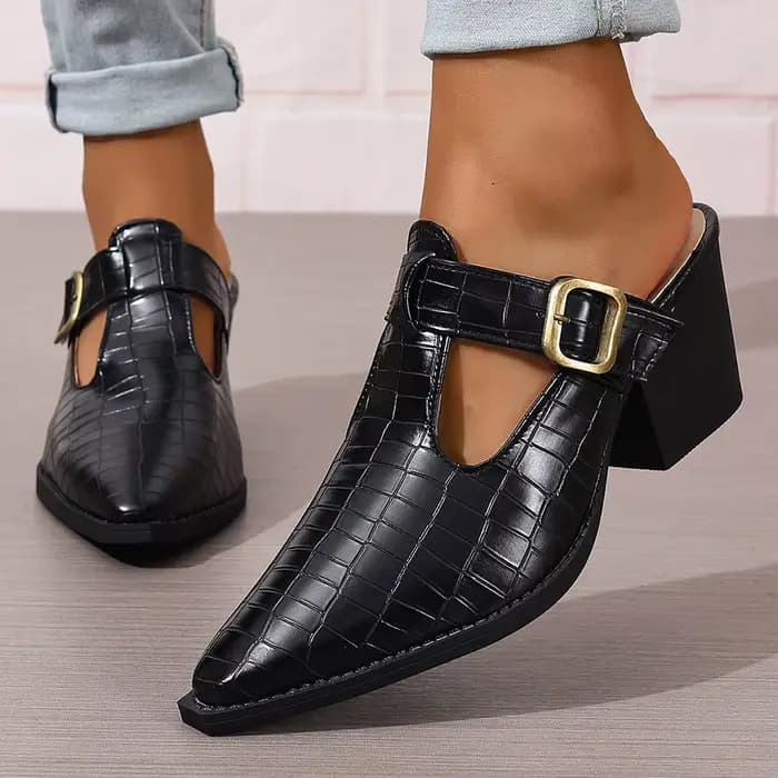 Chaussures de créateur à bout pointu pour femmes