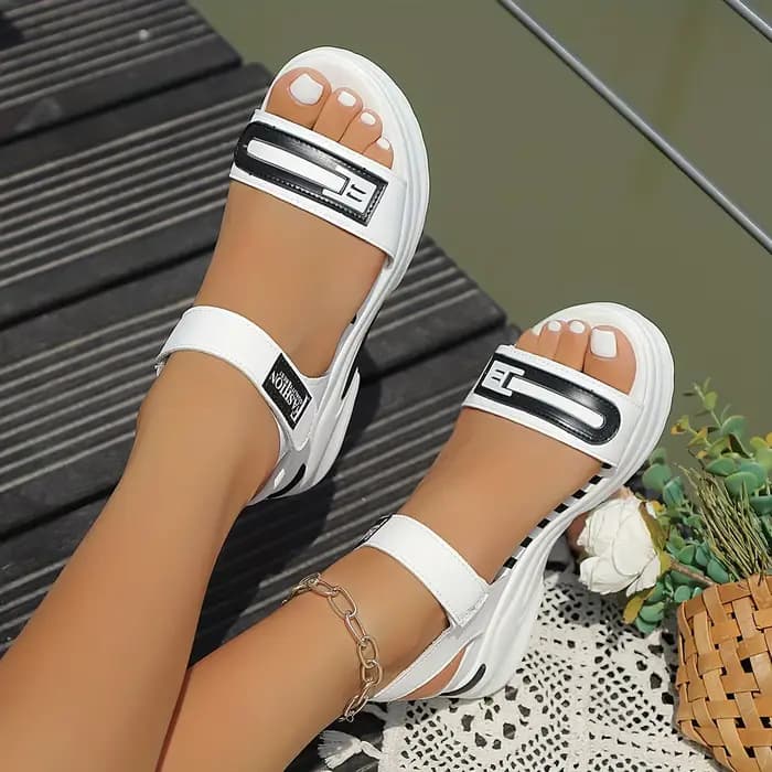 Sandales de sport universelles tendance pour l'extérieur Été 2026 – Nouvelle collection de chaussures de sport polyvalentes et élégantes pour activités sportives