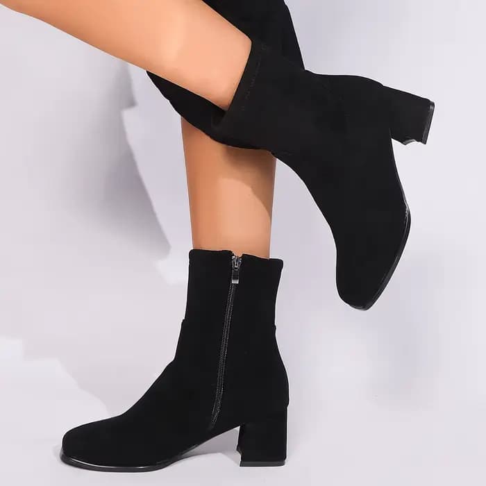 Femmes bottines noir marron troupeau élégant talons hauts chaussures pour femmes bout pointu chaussons courts nouveau luxe Goth bottes femmes