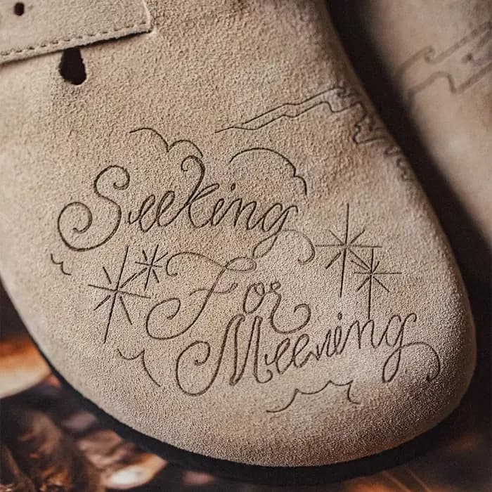 Maden Illustration Mules chaussures demi glisser fond épais vêtements chauds sandales