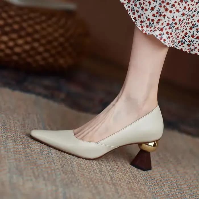 Escarpins en cuir faits à la main pour femmes