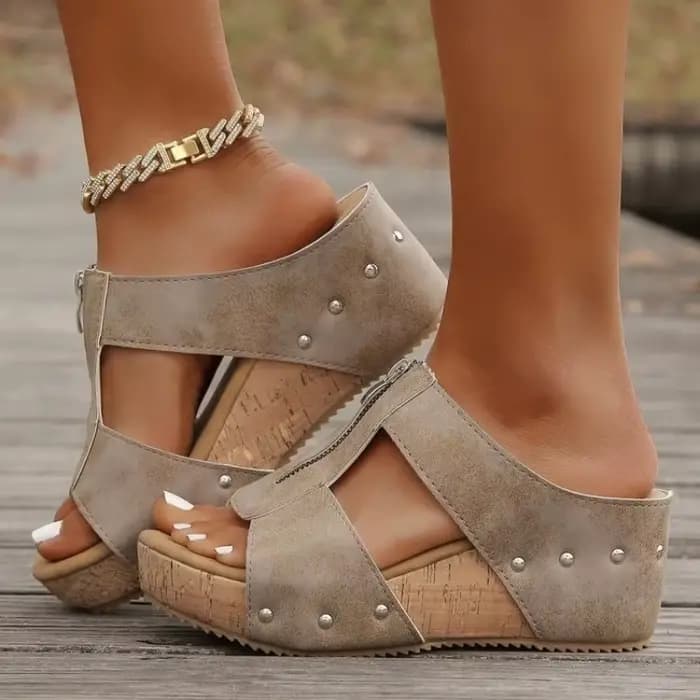 Mules compensées pour femmes à bout ouvert, plateforme, talon haut, fermeture éclair, dessus texturé, détails cloutés, style décontracté, pour l'été et le quotidien, à enfiler