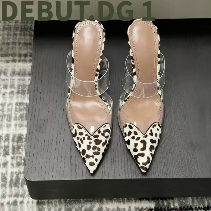 Talons hauts à la mode pour femmes