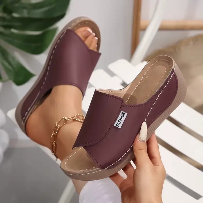 Femmes chaussons compensés été 2025 nouvelle mode pantoufles bout ouvert respirant sandales confortable boucle femme