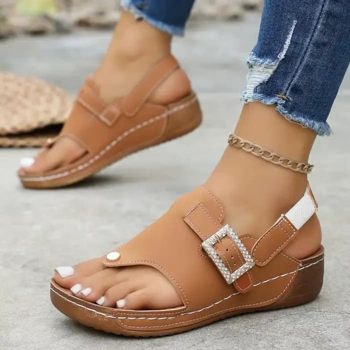 Sandales compensées femme 2026 – Nouvelle collection été