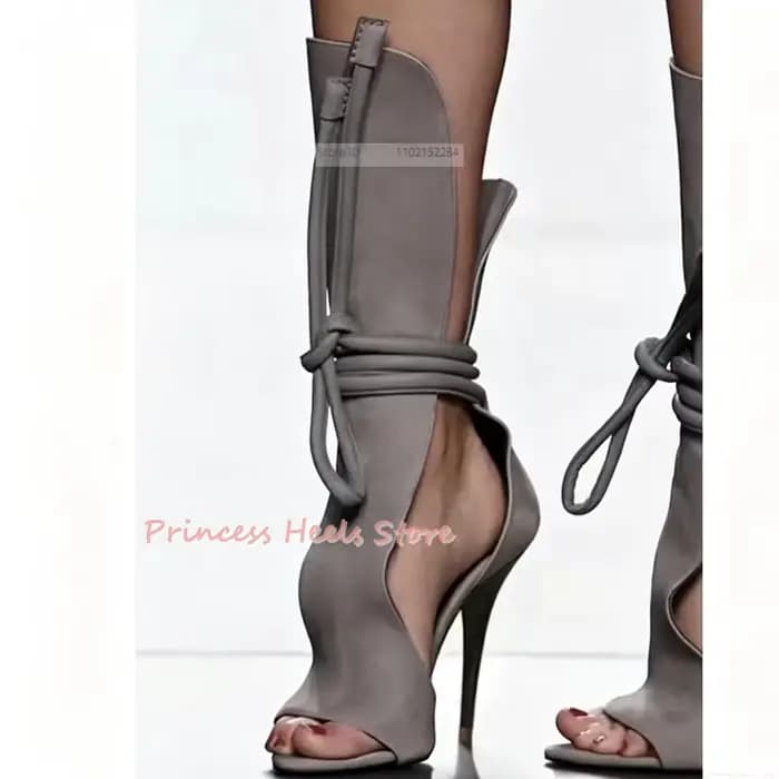 Sandales grises à talons hauts pour femmes