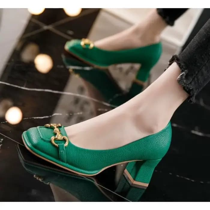 Escarpins à talons mi-hauts pour femmes