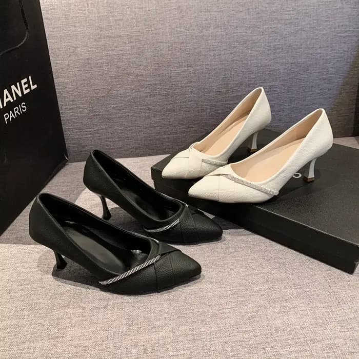 Escarpins pour femmes, Nouveau style 2025, Printemps Automne, à talon fin, bout pointu, ornés de strass, pour occasions professionnelles, étudiantes et cérémonies