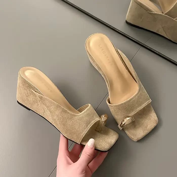 Sandales compensées pour femmes à talons hauts, à bout carré et à pince, style mules, nouvelle collection été 2026, de créateur, tongs, escarpins mode, claquettes pour femme