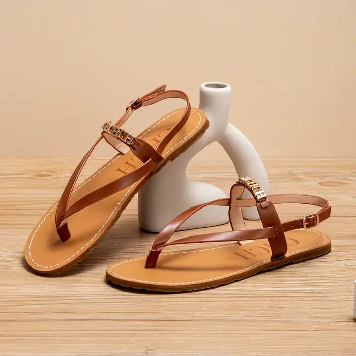 Sandales plates noires simples pour femmes