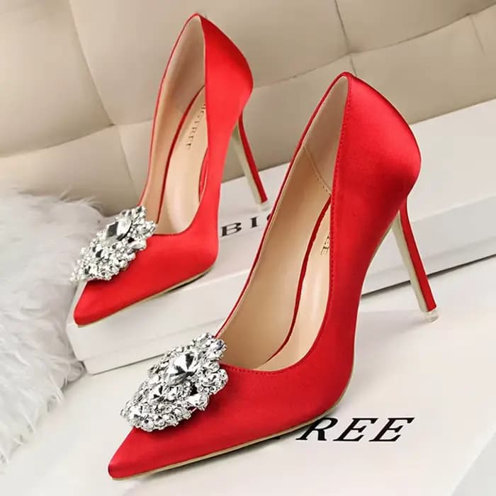 CINESSD argent gris noir femmes chaussures de mariée fausse soie Satin strass cristal peu profond femme pompes talon aiguille haut
