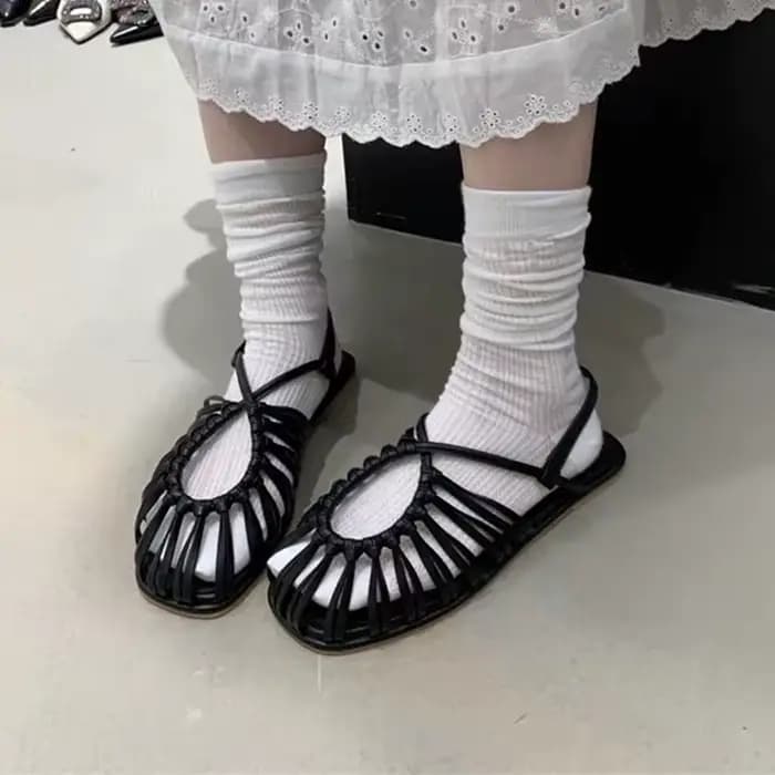 Sandales marron ajourées à bout fermé pour femme, nouvelles chaussures de plage bohèmes à semelle souple pour l'été, sandales romaines tendance
