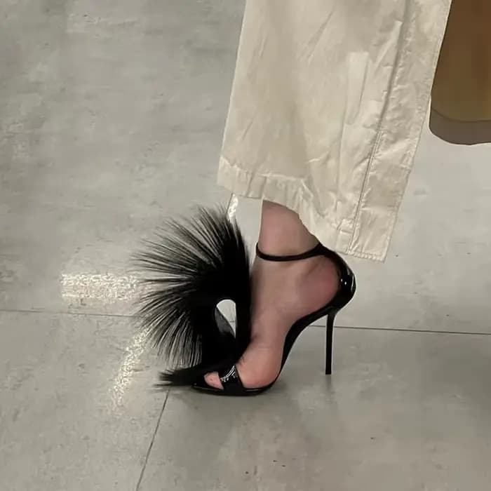 Sandales à talons aiguilles et bout carré pour femmes