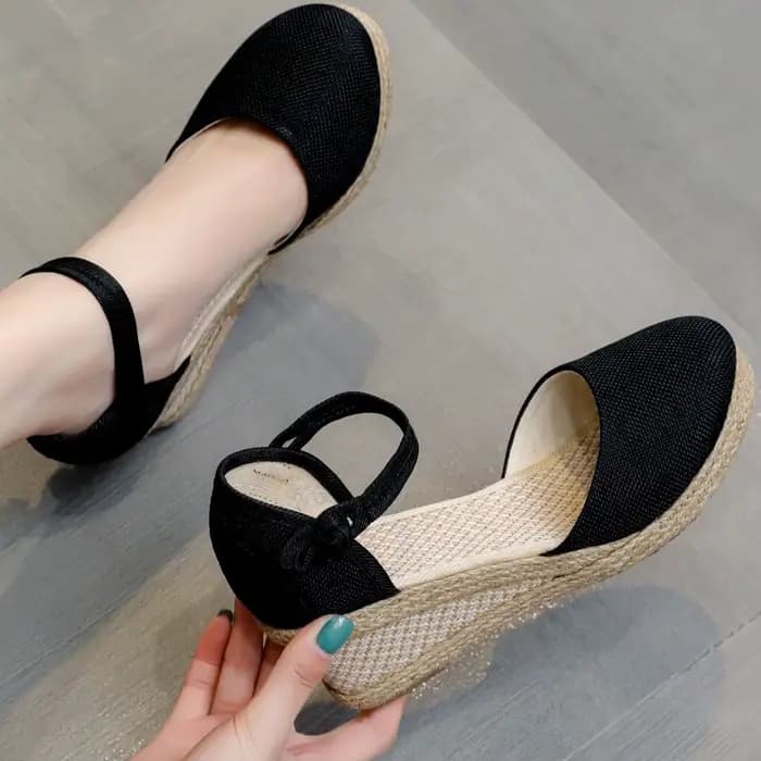 Sandales compensées tressées pour femme
