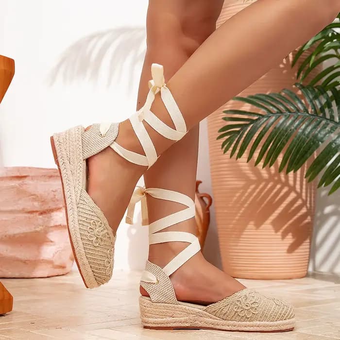 Espadrilles compensées pour femmes à bout fermé avec bride de cheville