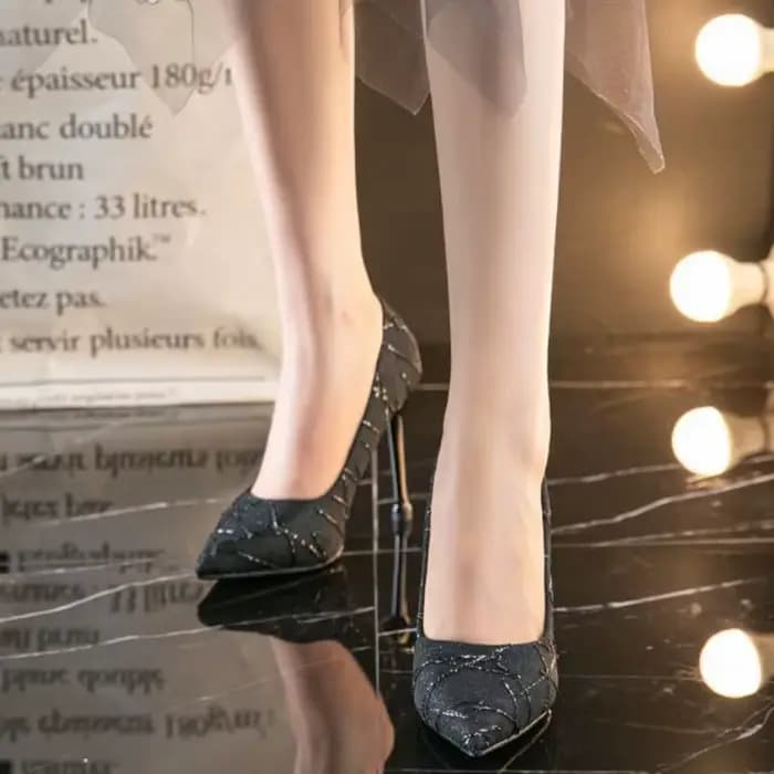 Escarpins à talons hauts noirs pour femmes