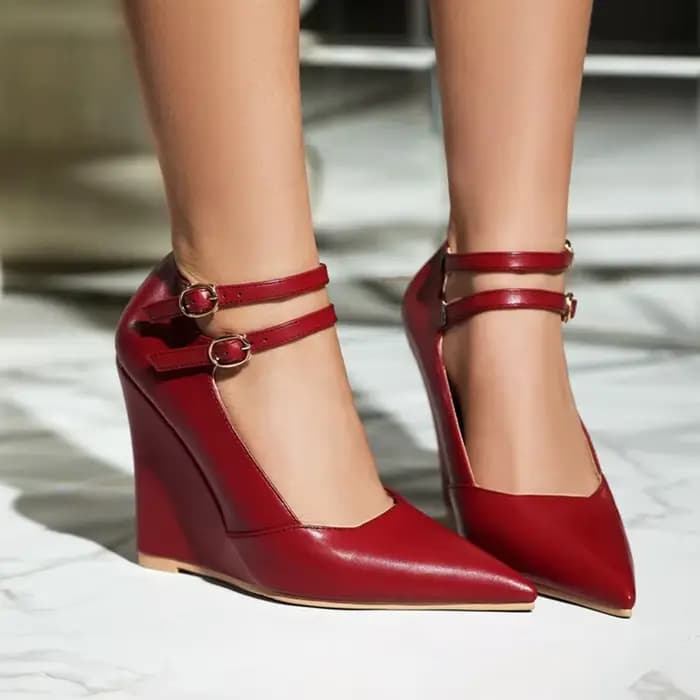 Chaussures à talons compensés pour femmes