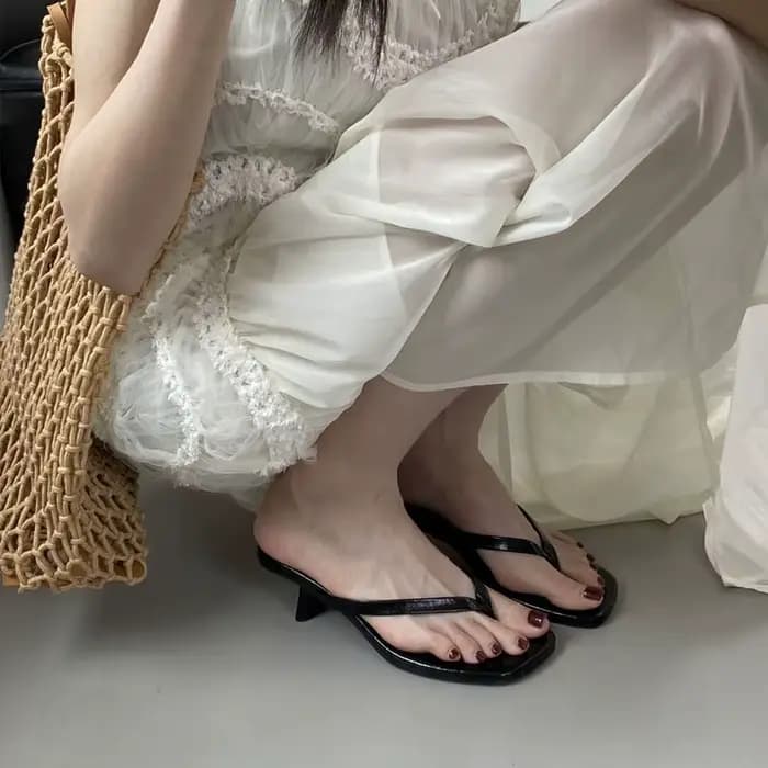 Chaussures rouges mode talons ronds dames pantoufles femmes tongs élégantes femmes pantoufles à talons sandales diapositives chaussures pompes
