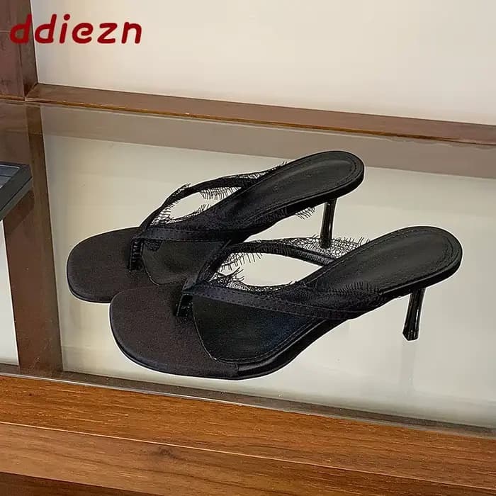 Nouvelles sandales d'été à talons pour femmes