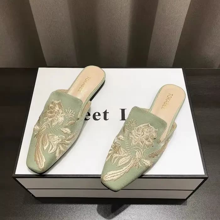 Mules pour femmes pantoufles chaussures d'été appartements rétro style chinois fleurs robe élégante sandales à talons bas diapositives de créateurs en ventes