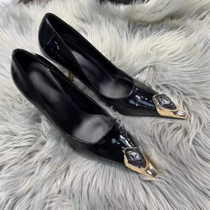 Sandales à talons hauts en cuir verni et métal pour femmes