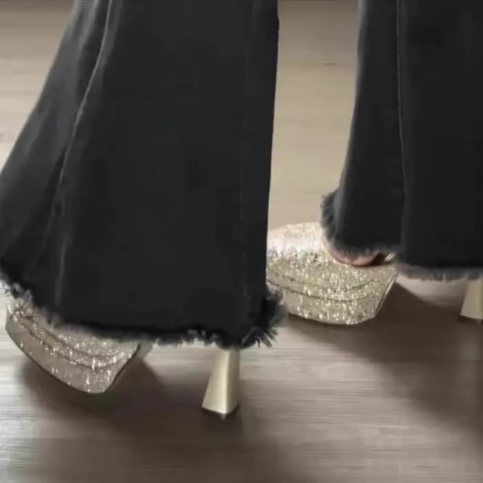 Chaussures à talons hauts pour femmes