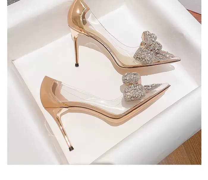 Bout pointu talons aiguilles pour femmes chaussures