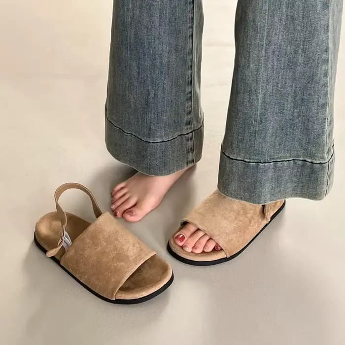 Sandales Minimalistes et Tendance à Semelle Épaisse et Bout Rond