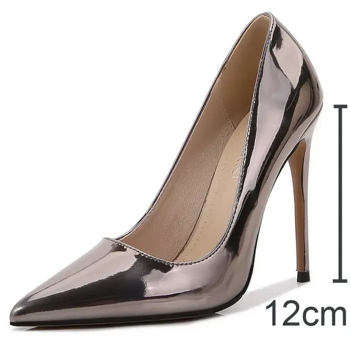 Chaussures à talons hauts et fins en argent liquide pour femmes