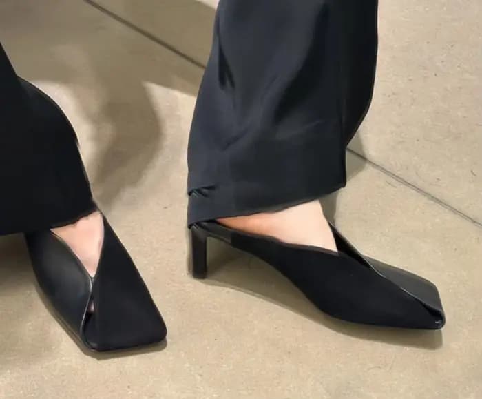2025 bout carré découpé Mules femmes en cuir PU diapositives sandales pantoufles d'extérieur bureau dame chaussures Med escarpins à talons bas mode 2025