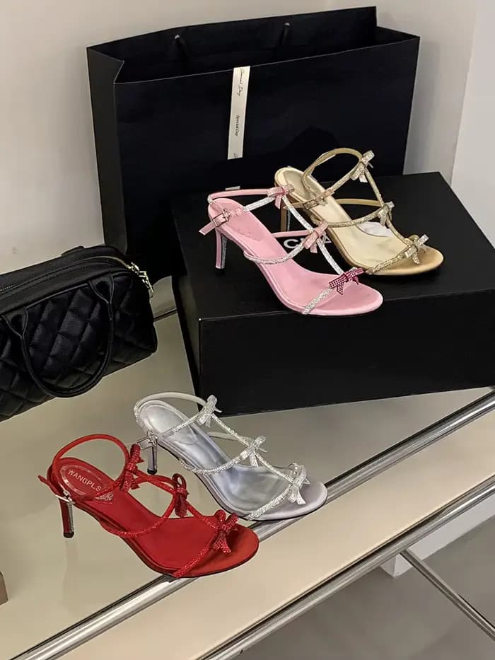 Sandales pour femmes à bout rond