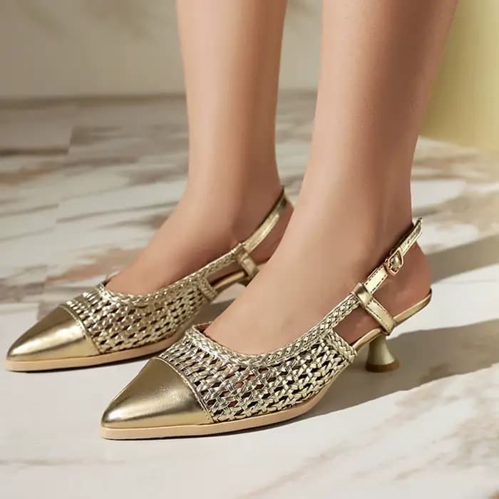 Sandalias De Mujer 2025 été nouveau Style Sexy mode sandales femmes chaton talon bout pointu évider boucle sangle dames chaussures