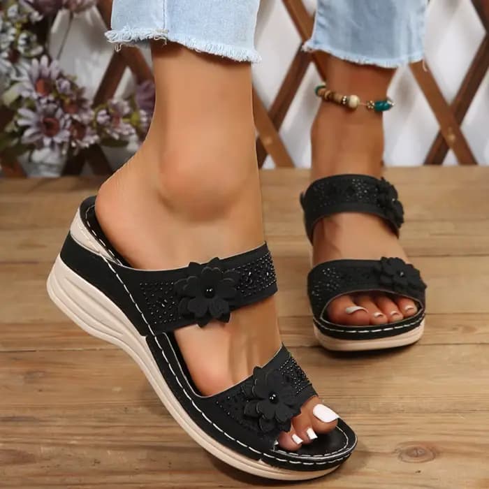 Nouvelles sandales compensées d'été pour femmes