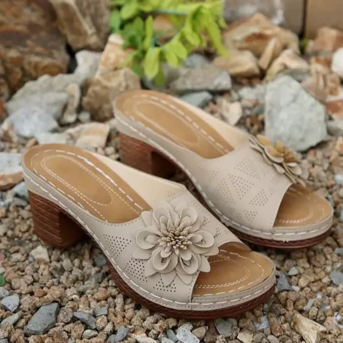 Rétro fleur décor sandales à talons compensés femmes 2025 été confort fond épais plate-forme