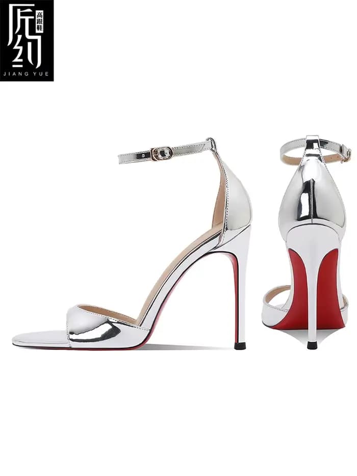 Sandales à talons hauts argentés pour femmes, belles sandales à un bouton de Style princesse avec jupes, nouvelle collection été 2025