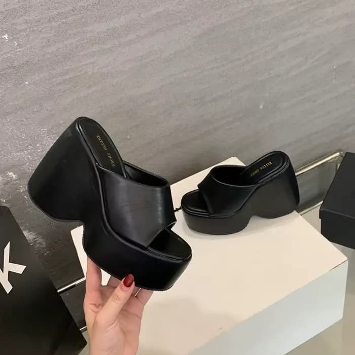 Pantoufles d'Été à Talons Hauts Blancs et Noirs pour Femme