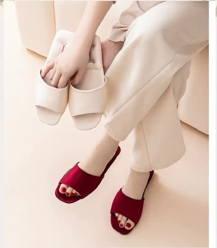 Nouvelles mules de luxe en satin pour femmes